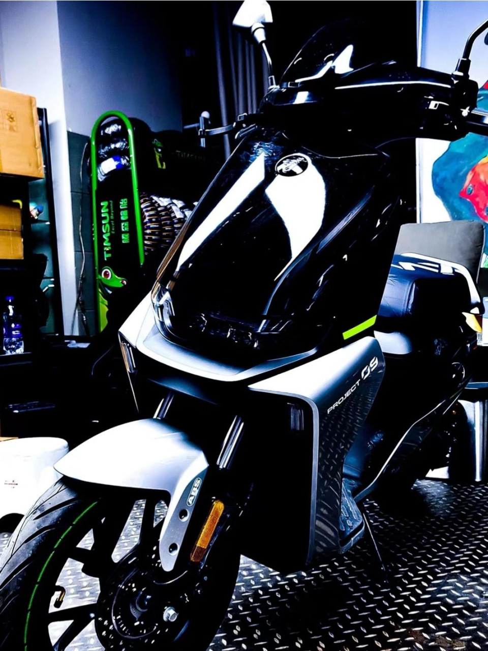 谈下我对两台车的感受与对比: 90