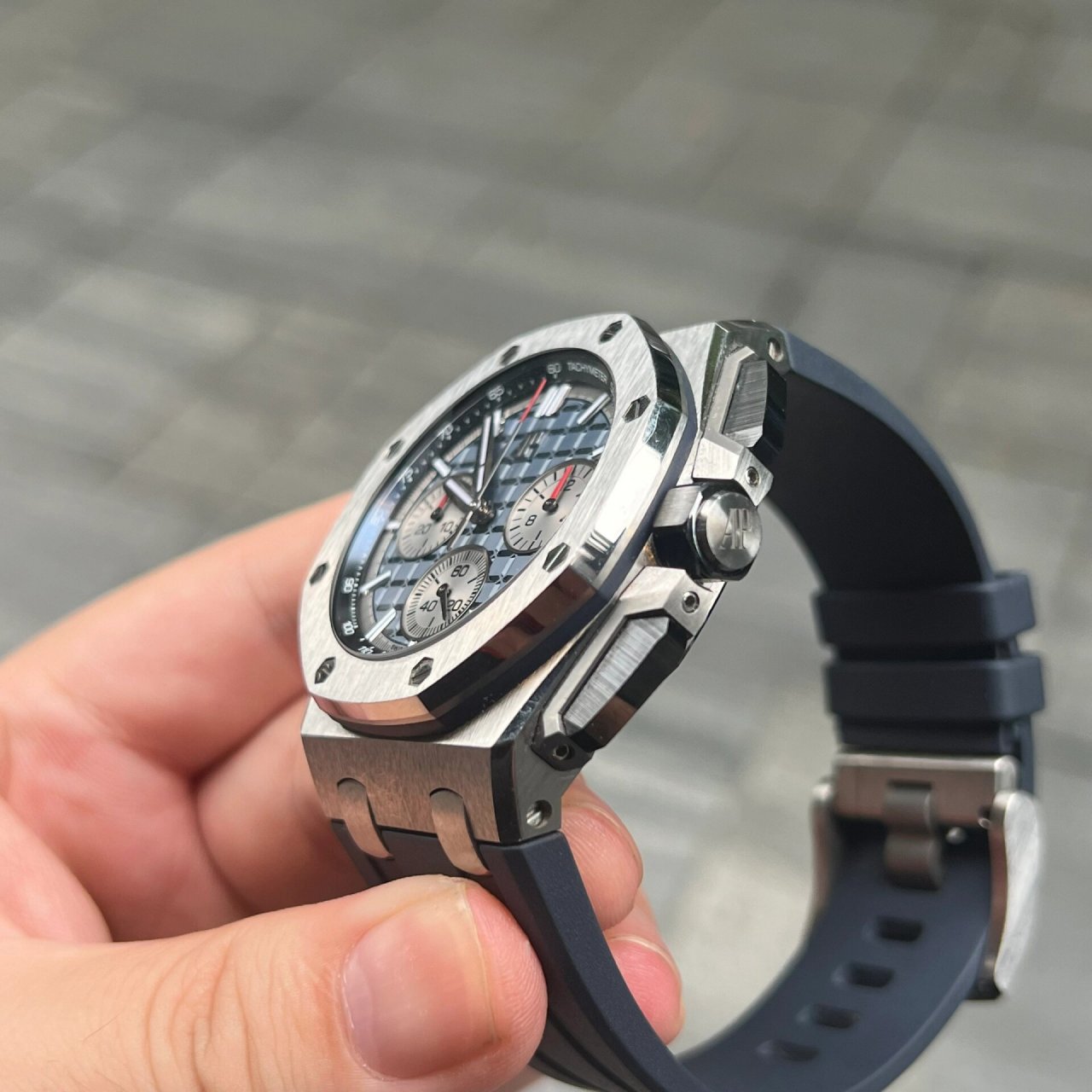 爱彼皇家橡树新款26420 爱彼皇家橡树离岸系列26420ti,蓝面,钛金属