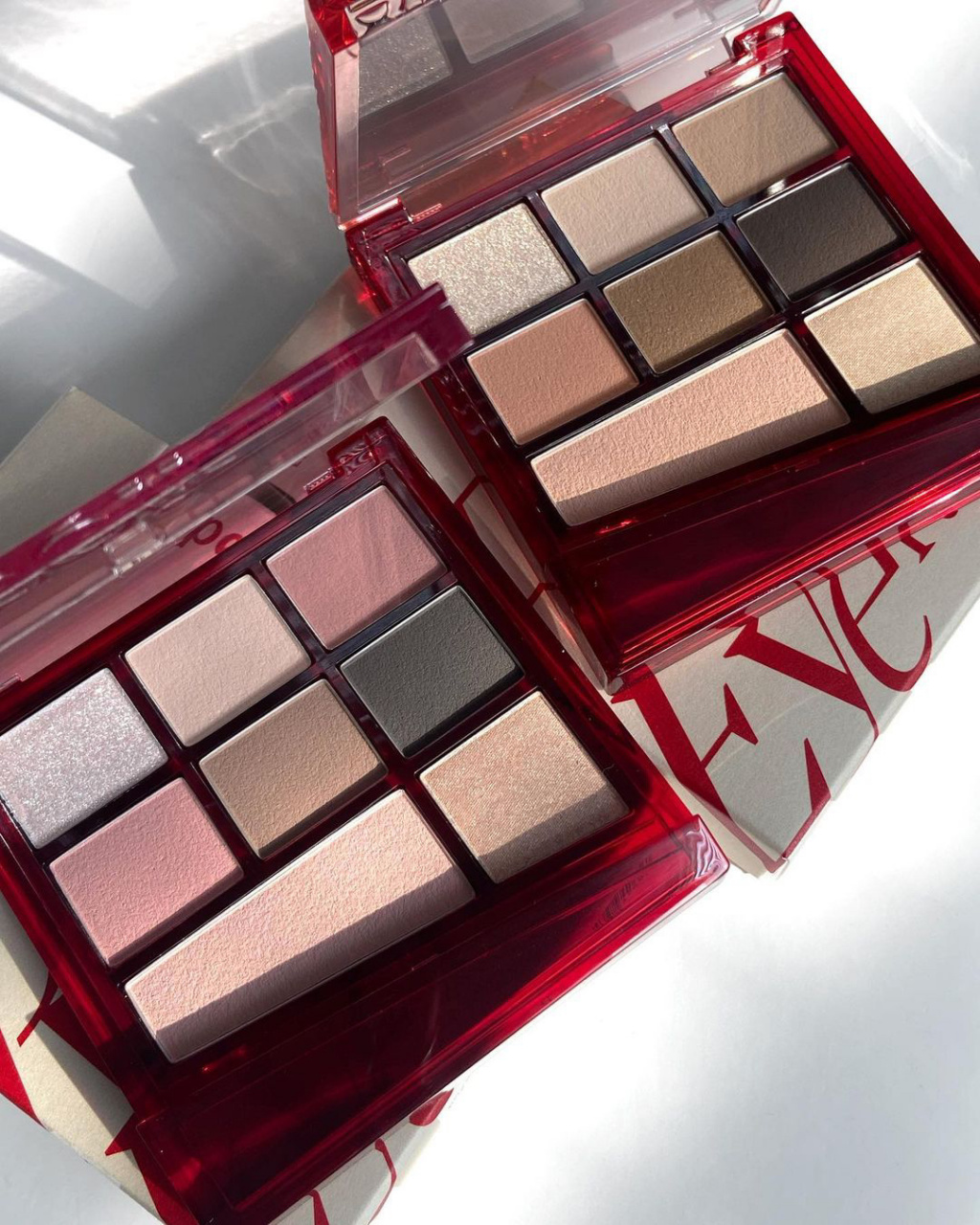 9693espoir 新品眼影盘首发 #韩国化妆品# #新品# #被种草就下单