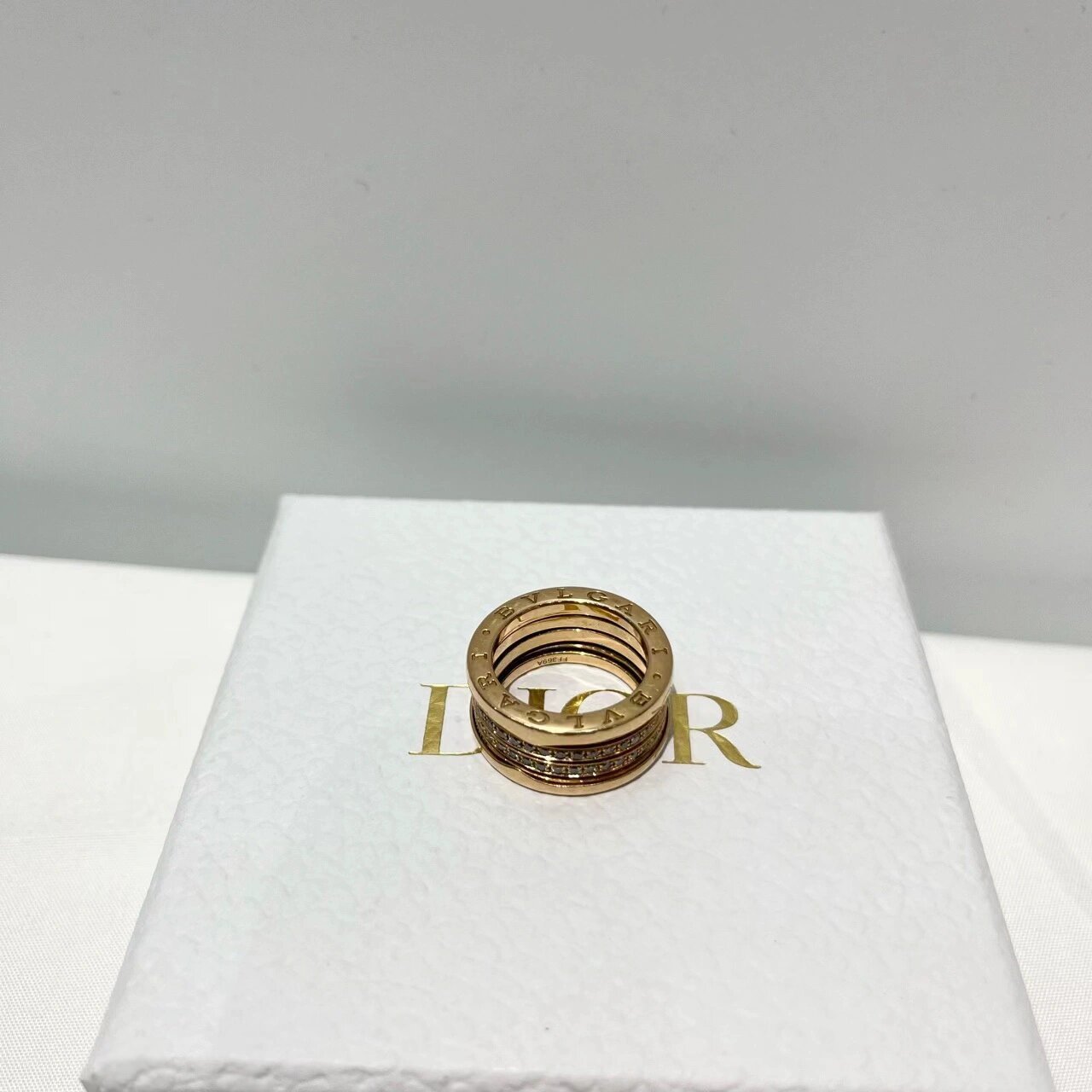 满钻弹簧戒指经典螺旋戒指55码玫瑰金 7515 宝格丽满钻弹簧戒指 b