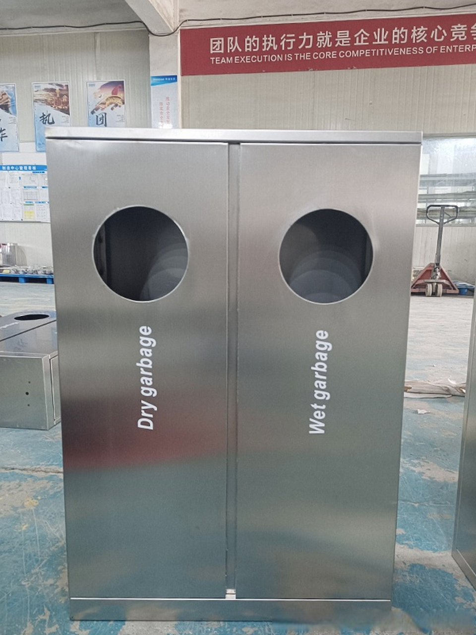 304拉丝不锈钢本色,内容丝印#垃圾分类##垃圾箱