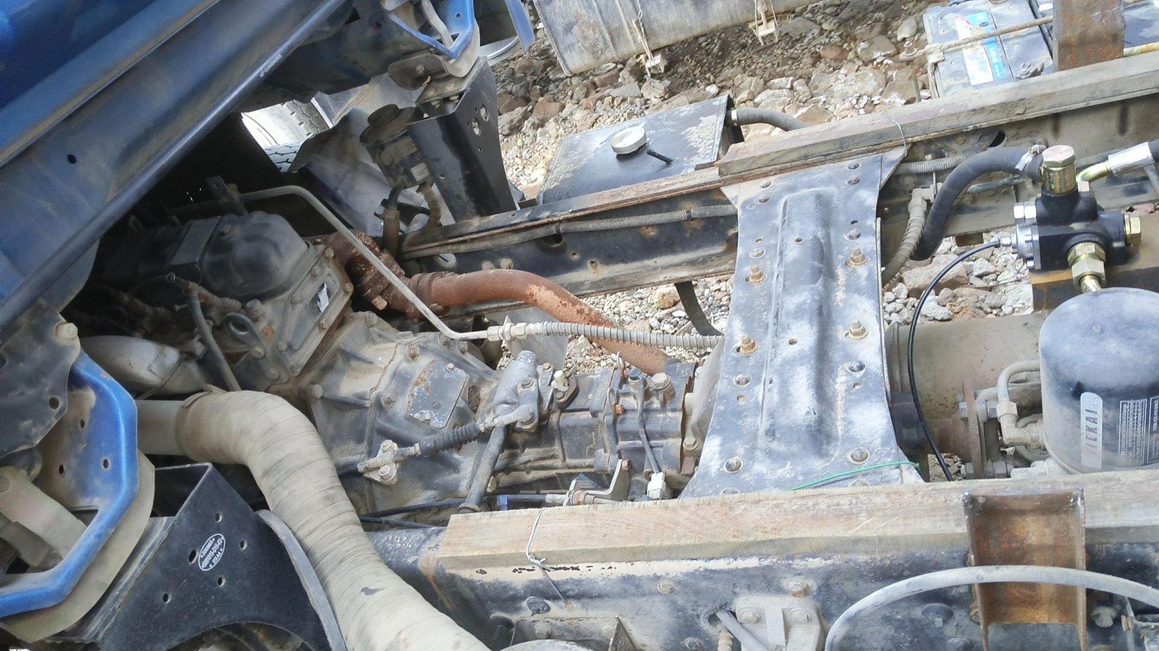 16年奥驰1800,4100发动机,原车快慢档翻斗