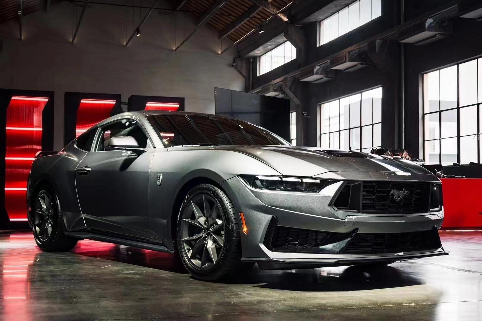 mustangdarkhorse5.0v8谢尔比gt500