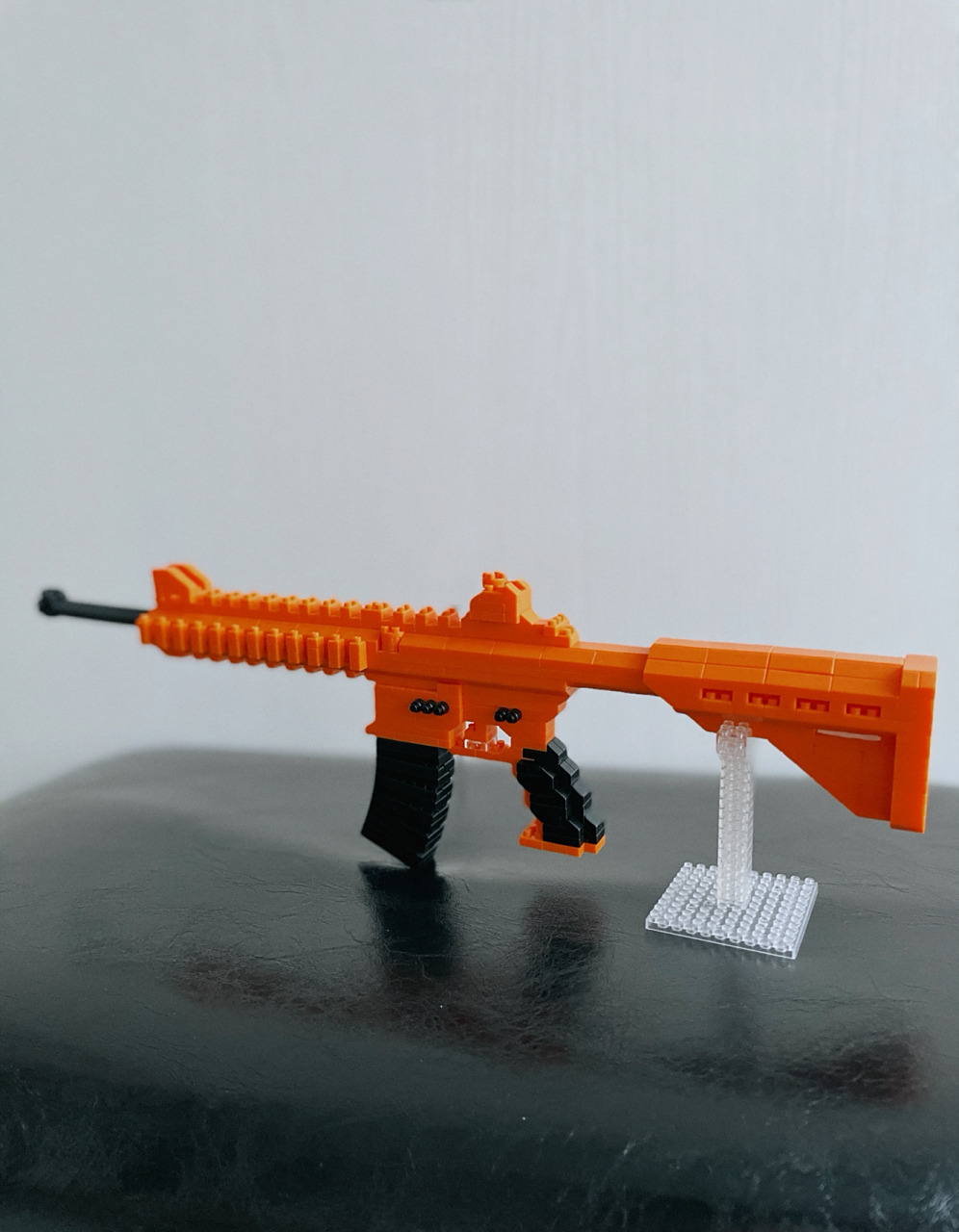 乐高积木拼装96m416突击步枪 今天在街上一个玩具店买的,盒子挺小