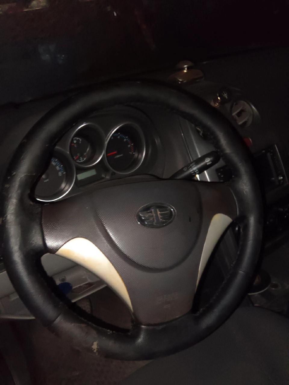 天津一汽 威志v2 拆车件 汽车配件 《五大总成不卖》前杠总成 中网