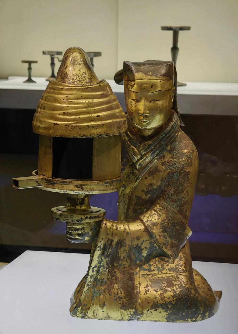 中山国最牛的还不是玉,而是铜鎏金.