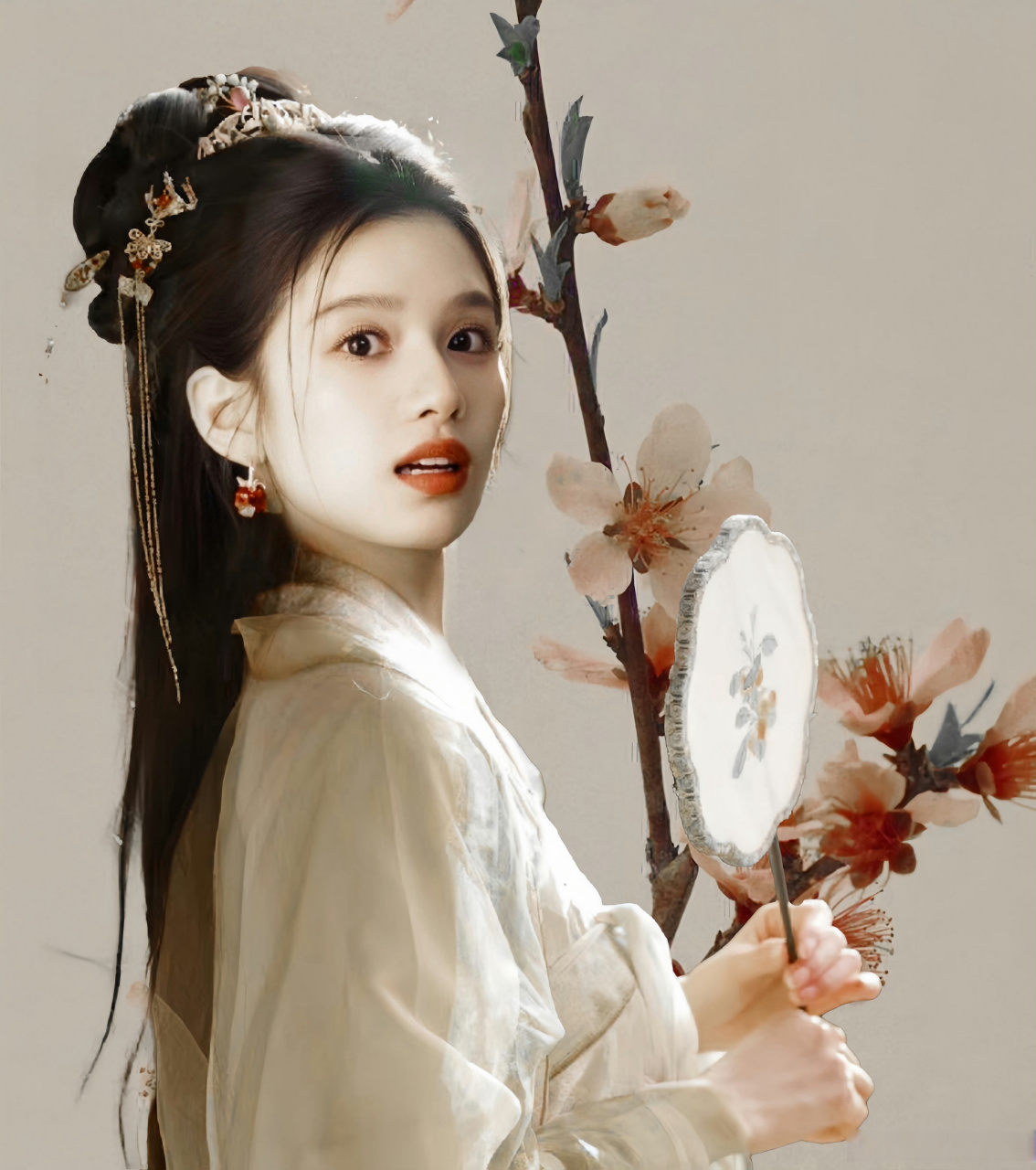 胡一天张婧仪惜花芷开机# 改编自同名小说的《惜花