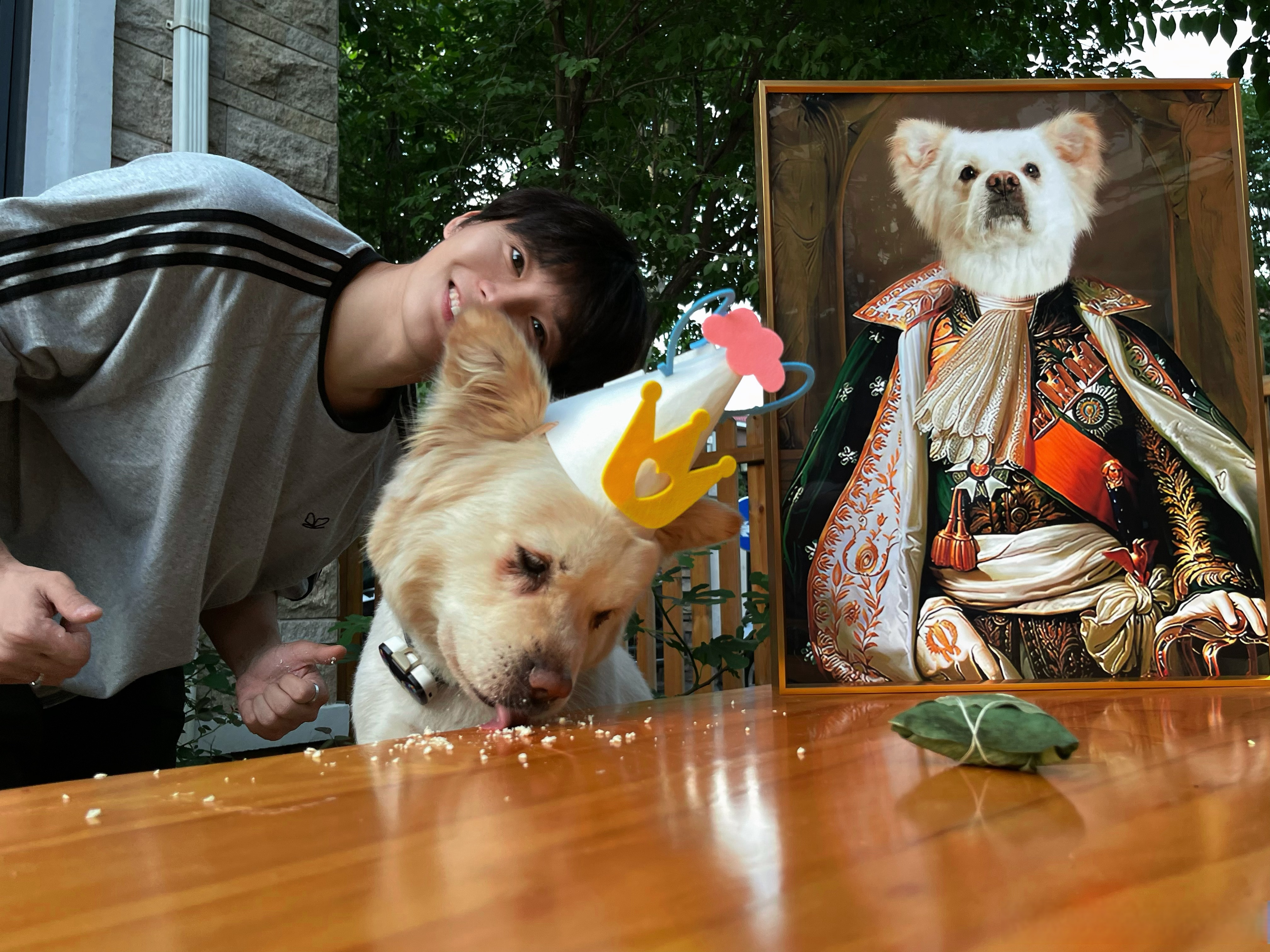 吃嘛嘛香 一口一个粽子 也祝我的粽子生日快乐 身体健康!