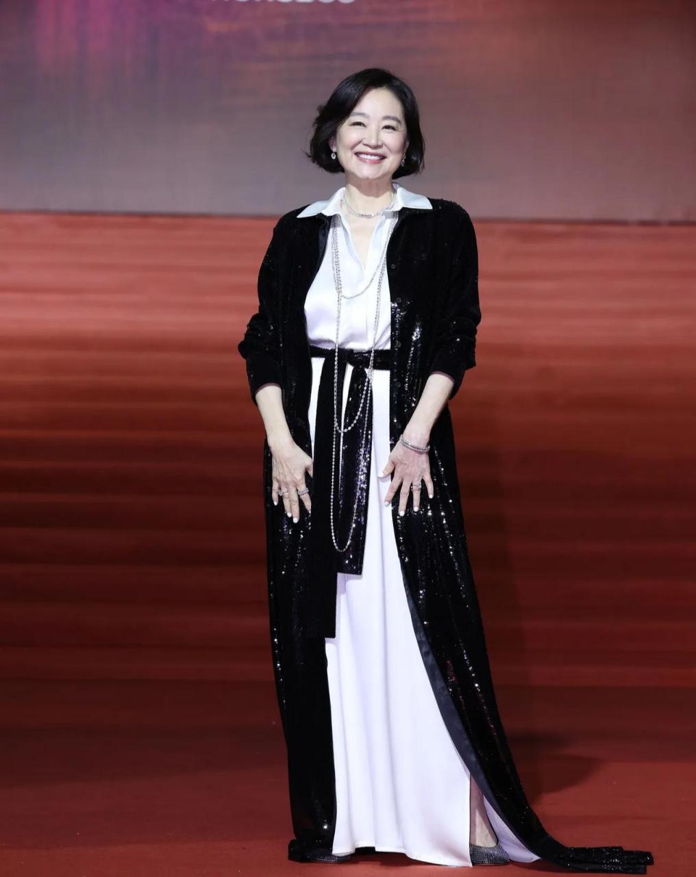 林青霞是娱乐圈少数面相好又很美的