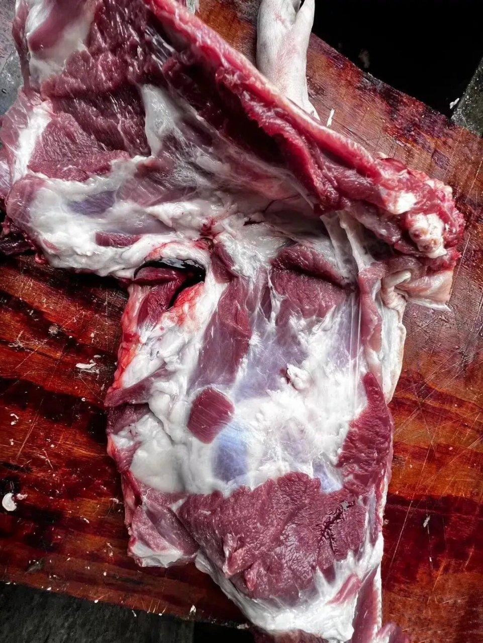 新鲜藏香猪肉,漂亮
