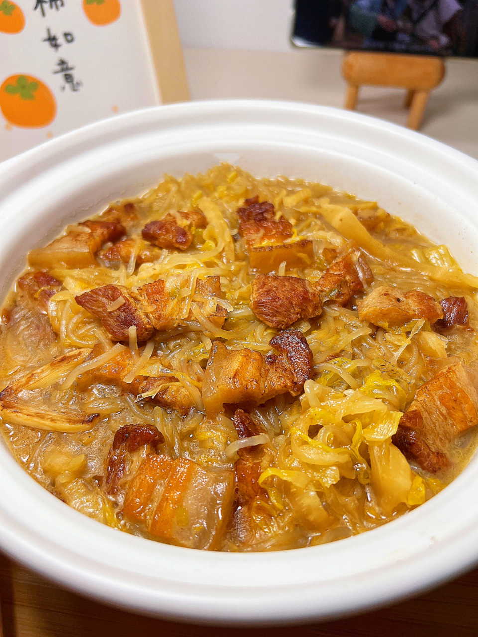 73酸菜猪肉炖粉条做法: 16615 准备酸菜500克,五花肉250克,粉条