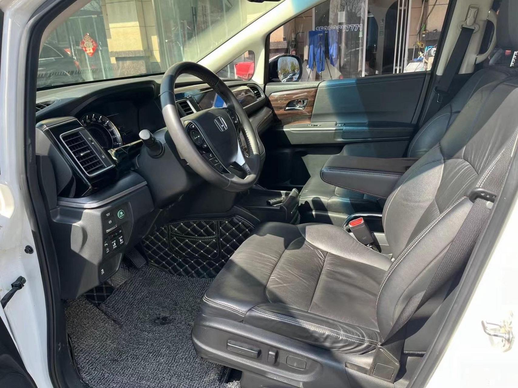 2019年本田艾力绅,全车原版原漆,11万公里费用全年,指导价29.