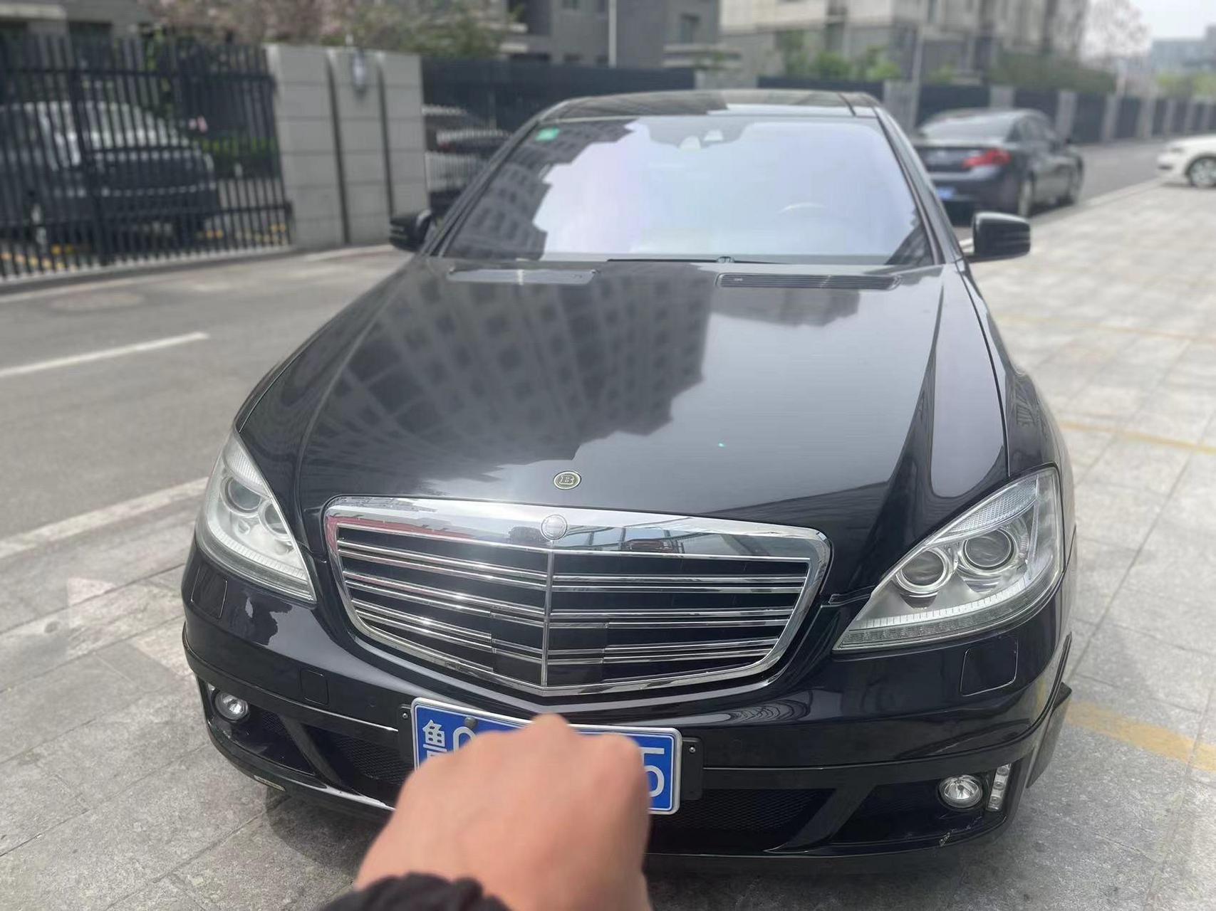 2017上牌奔驰 巴博斯 60s v12 缸 5.