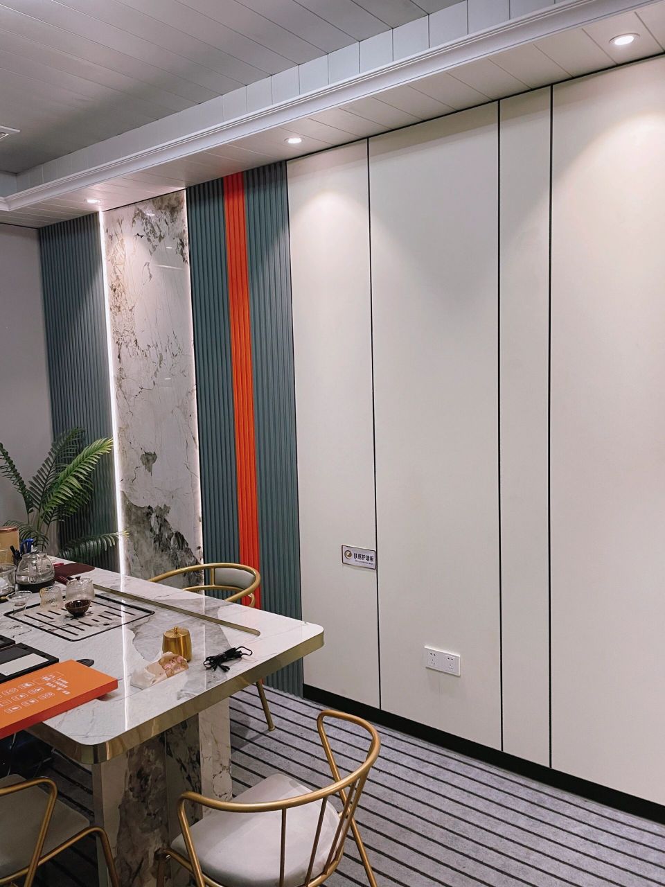 室内装修,墙面定制就用碳晶板 碳晶板作为新型环保墙材装修的首选,为