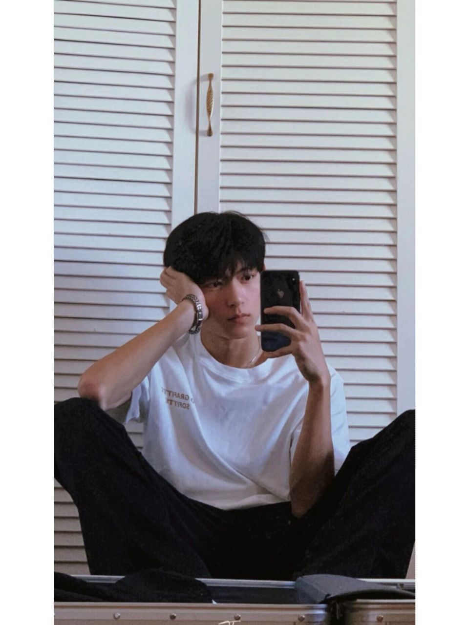 樊治欣 氛围感壁纸7515   是我的 也是我爱的 .