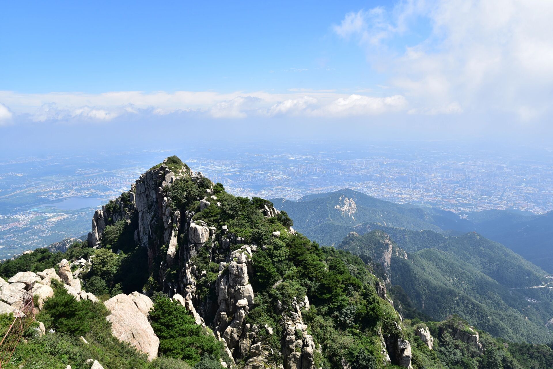 泰山瞻鲁台图片