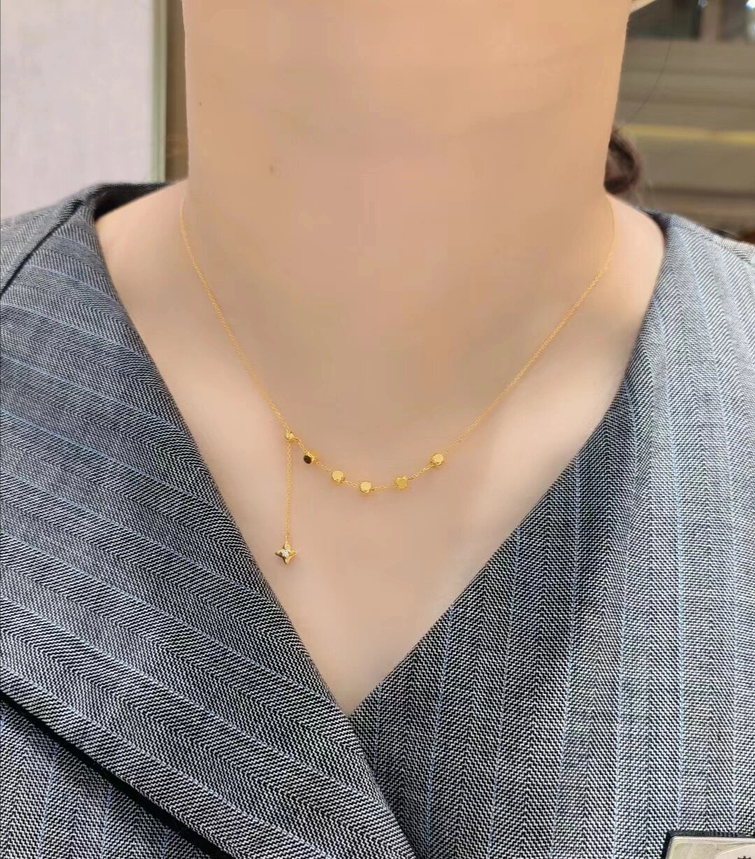 周大福新款小方糖钻石项链7815