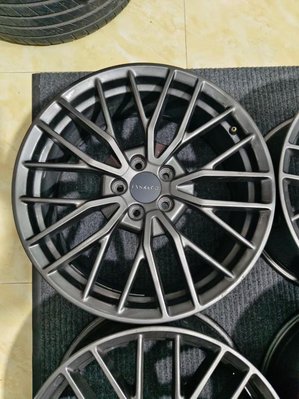 二手19寸锻造树杈轮毂 领克03 原厂锻造轮毂  领克03加19寸锻造轮毂