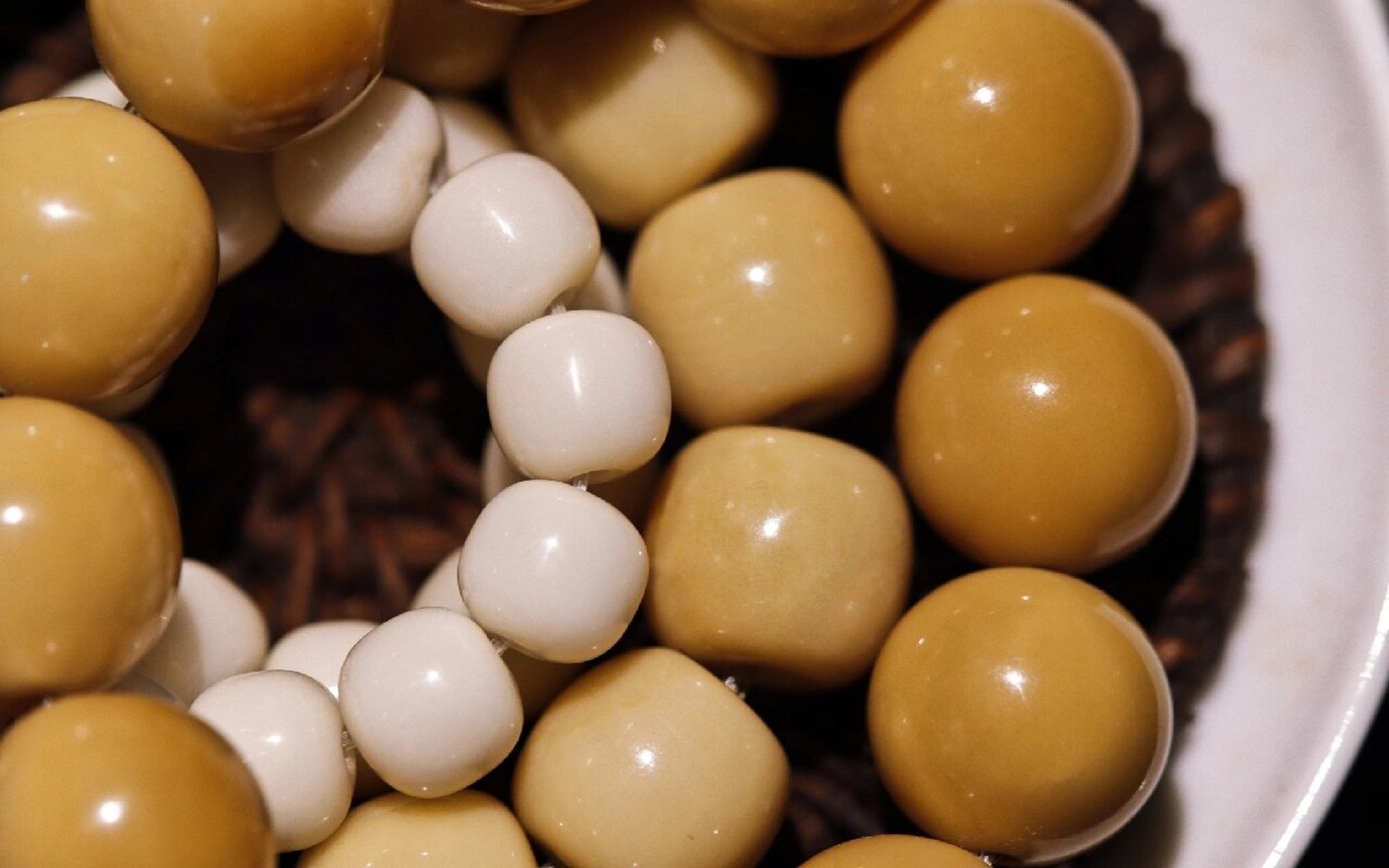 柮|包浆·象牙果 一个不被发现的材质——象牙果 来自植物系,包浆上色