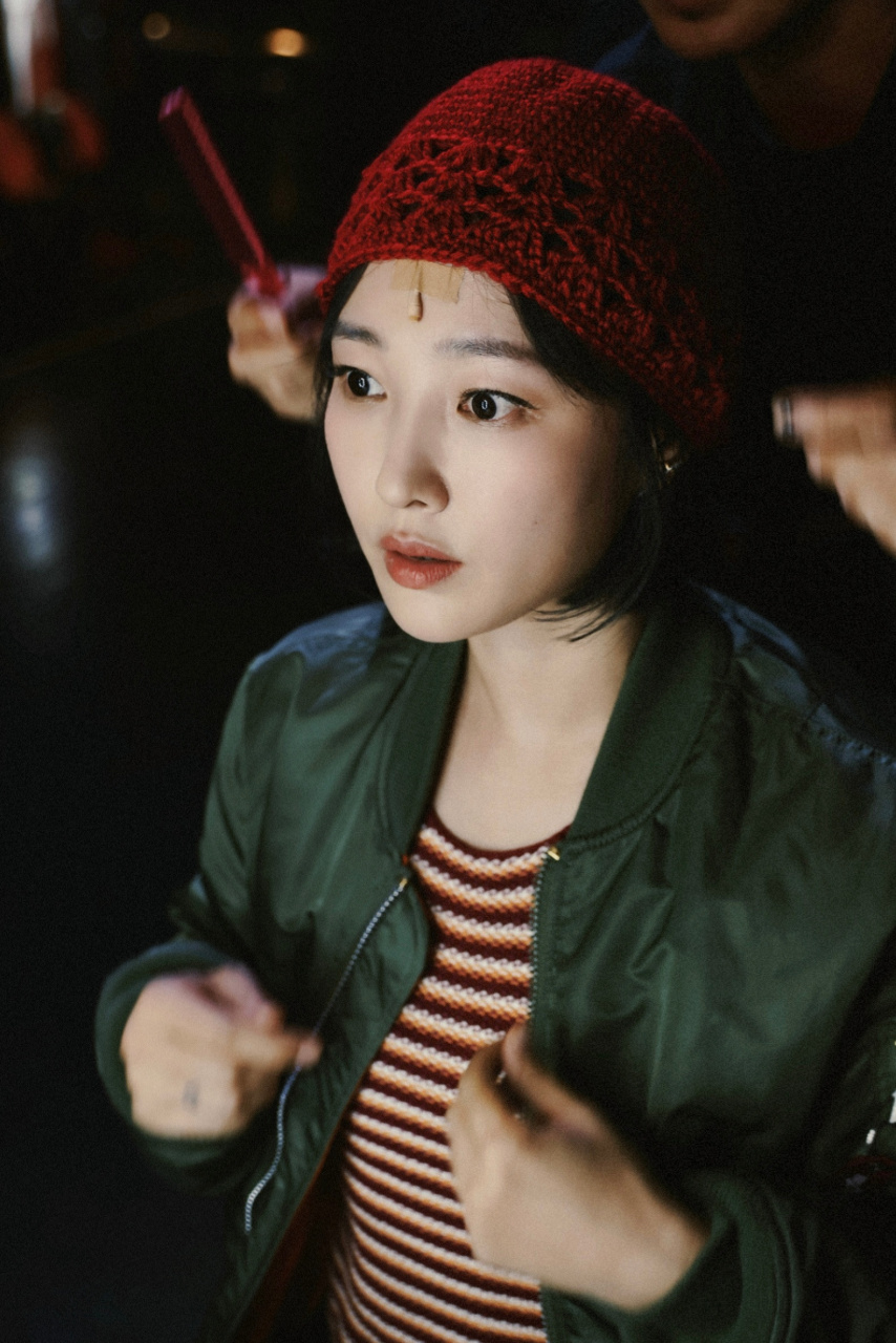 北京站正式开唱92 送上后台待机中的乔暖暖@白百何 剧照