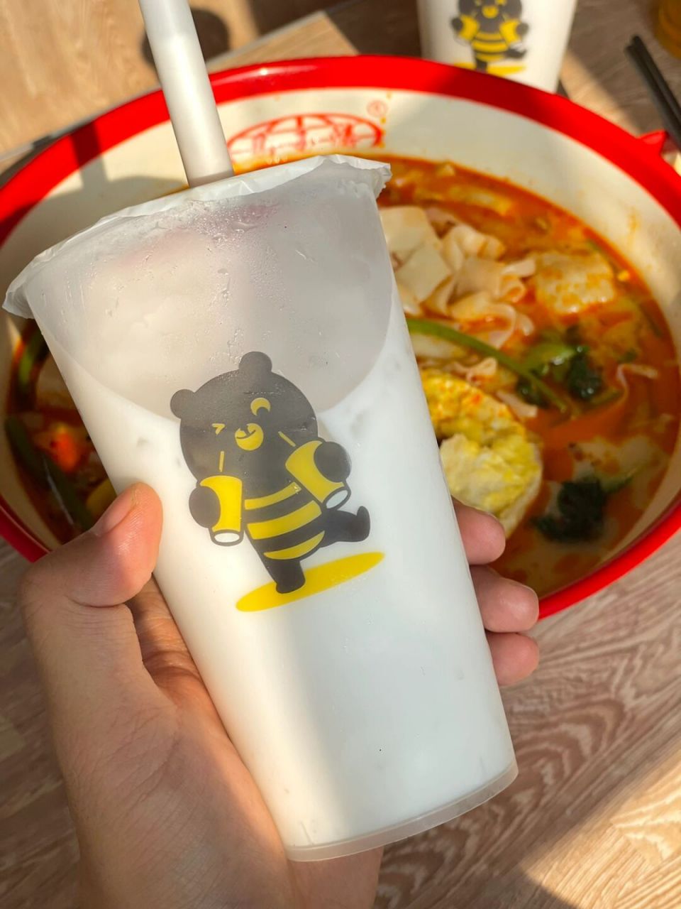 生打椰奶冻 !超级清爽!巨好喝 瞬间空杯! 里面