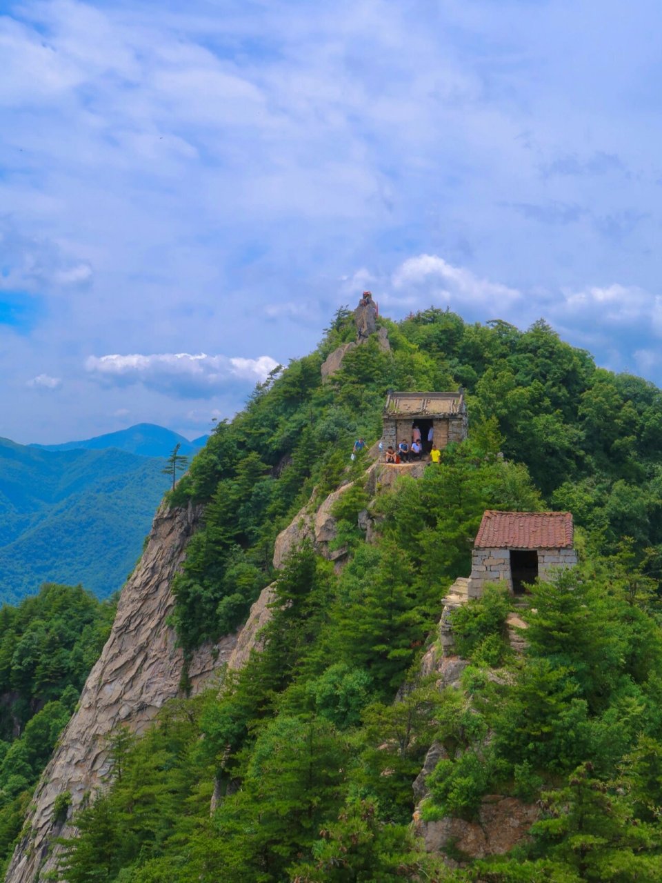 西安周边道家福地|终南第一峰7215太兴山 7215  位于秦岭七十