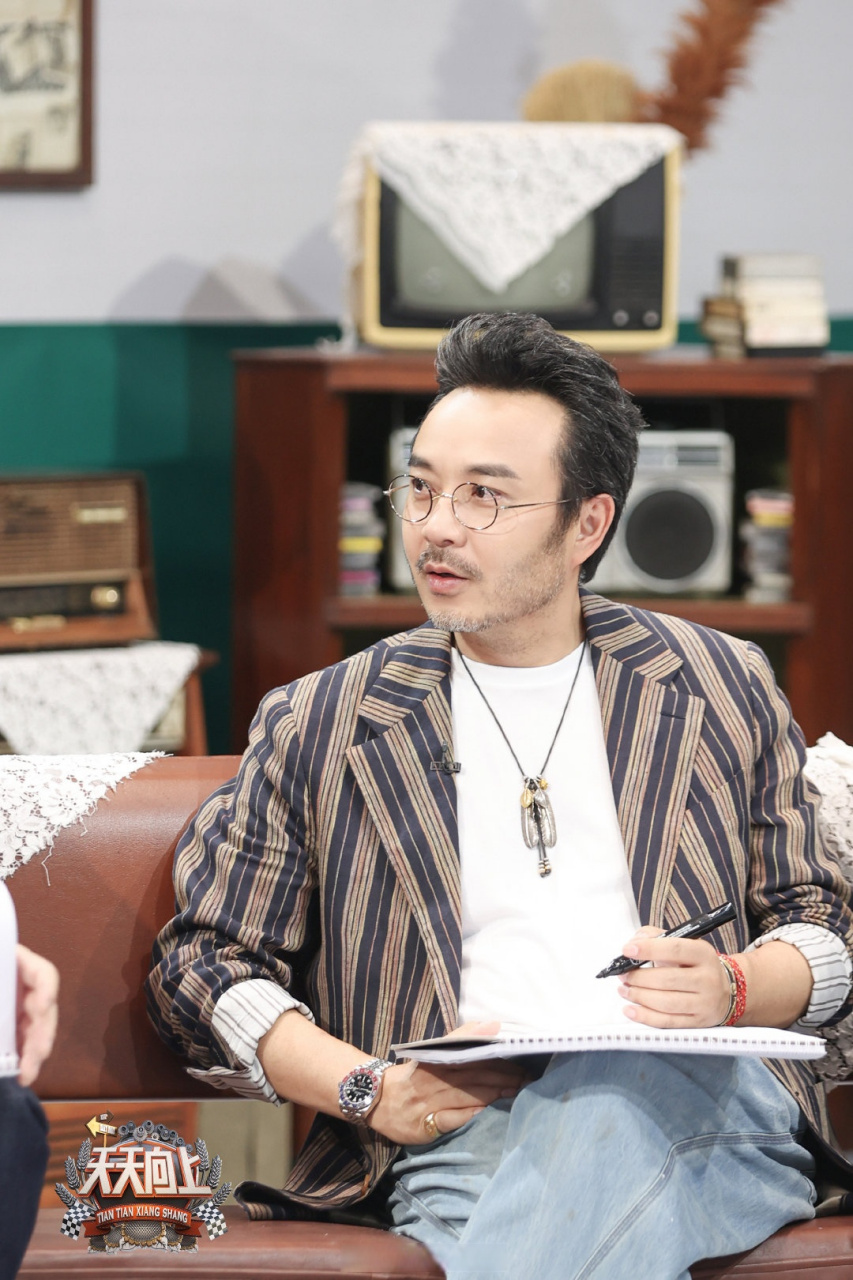 天天向上# 【广告片的流金岁月】涵哥#汪涵# 看过的电视广告比其巳怂