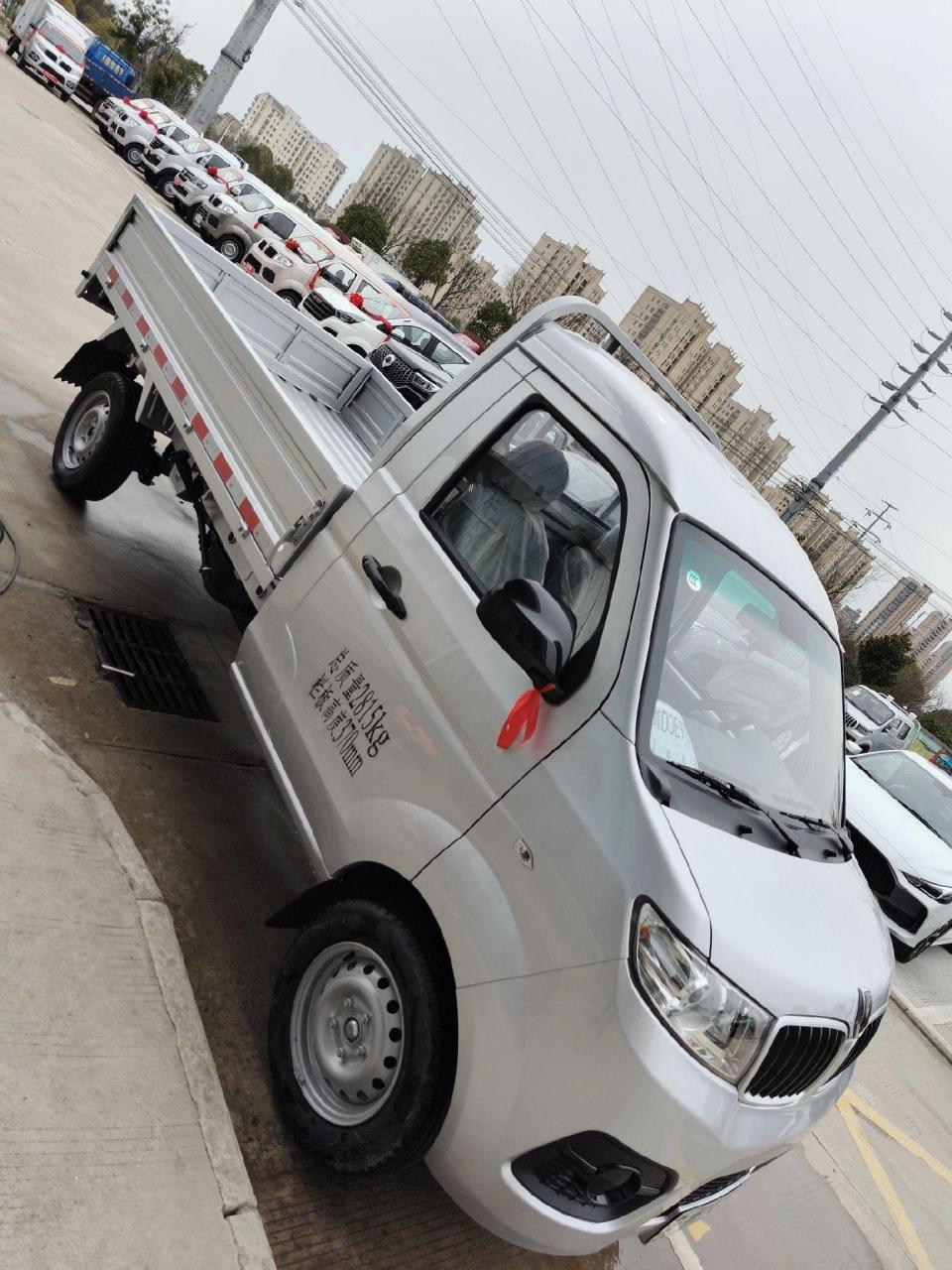 好车不贵经济实惠 金杯t30单排2.7米交车