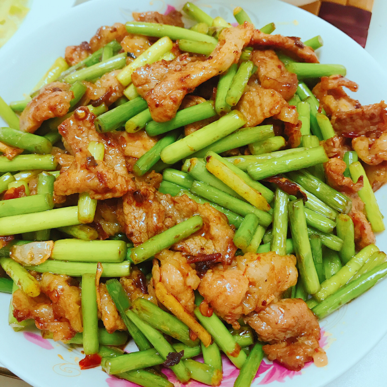 营养晚餐～蒜苔炒肉77清炒南瓜77平菇肉片汤 蒜苔炒肉做法: 166