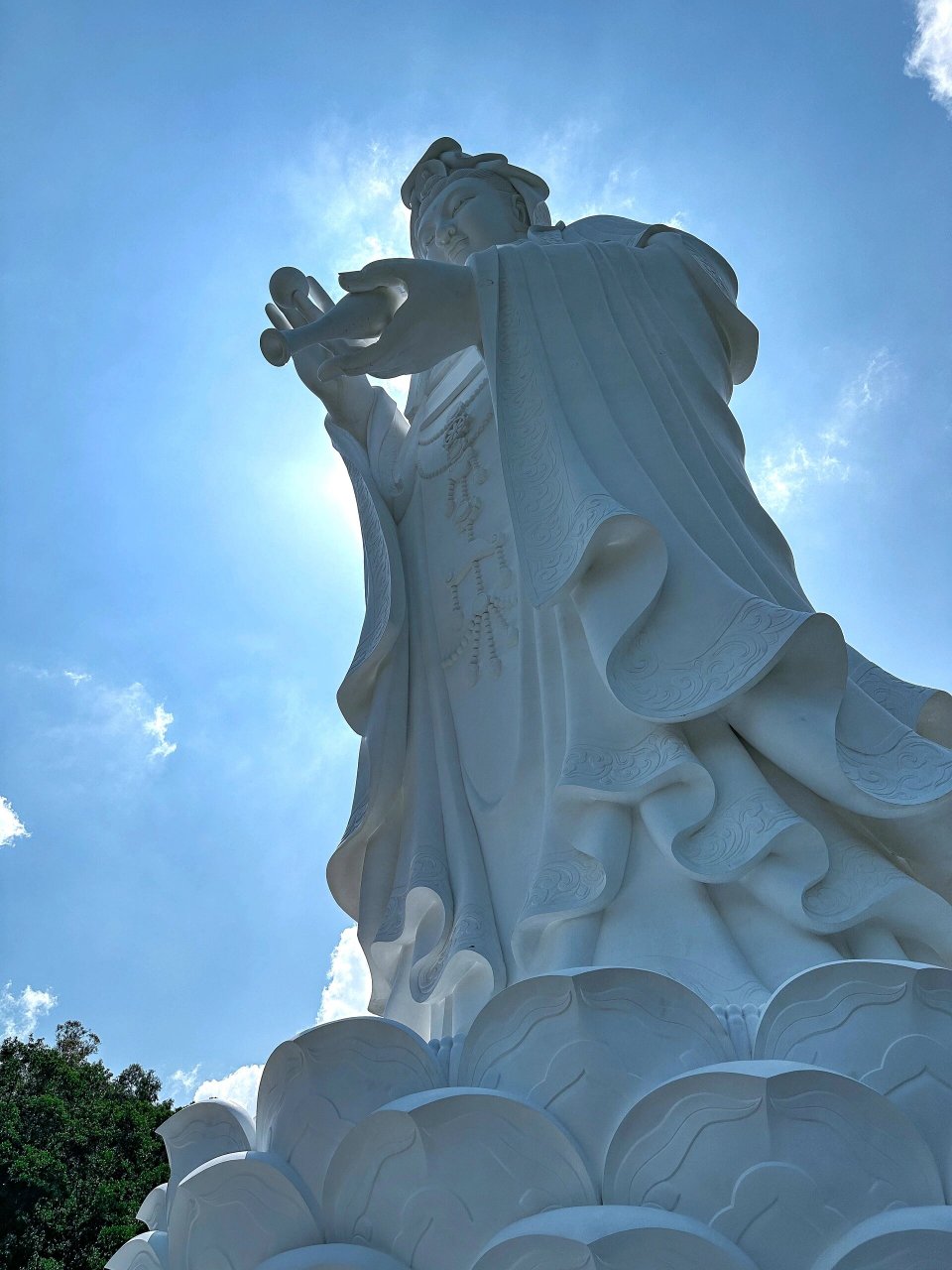 人生建议9396去一趟慈山寺再离开香港 这是李嘉诚先生耗26亿经过