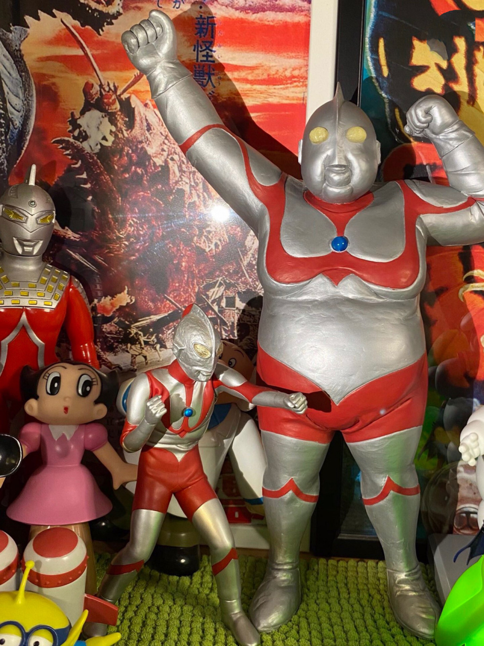 肥胖奥特曼 哈哈!奥特胖 这是你值得拥有的一款手办!特别胖!