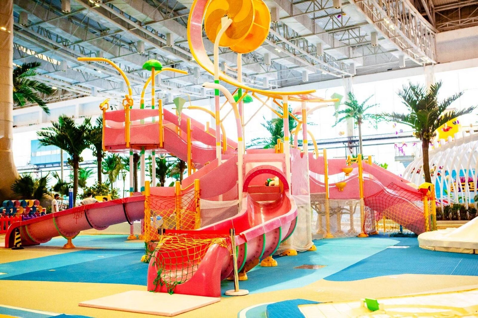 温都水城超大型水上乐园单人票98来了  温都水城.