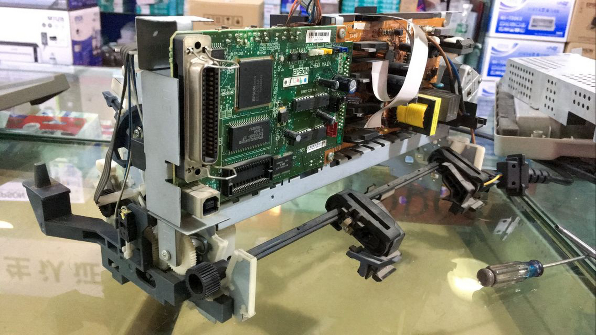 打印机维修 爱普生lq-630k更换侧机架维修完毕,效果完美!