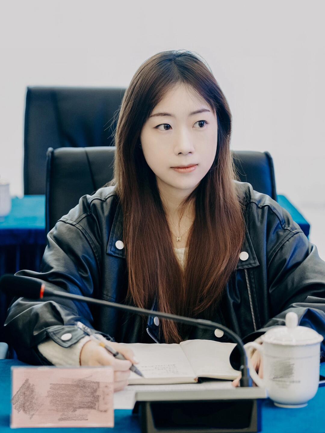 左滑接我从国企下班!