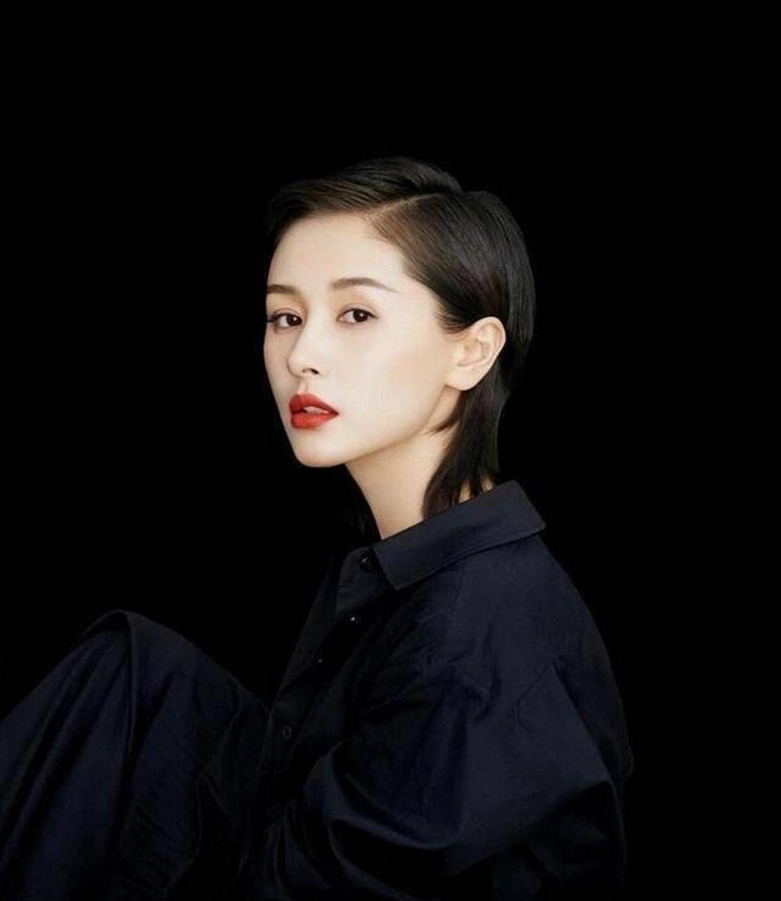 小个子女生留短发参考王子文,短发大户了 关注我,看美女,找灵感变美!