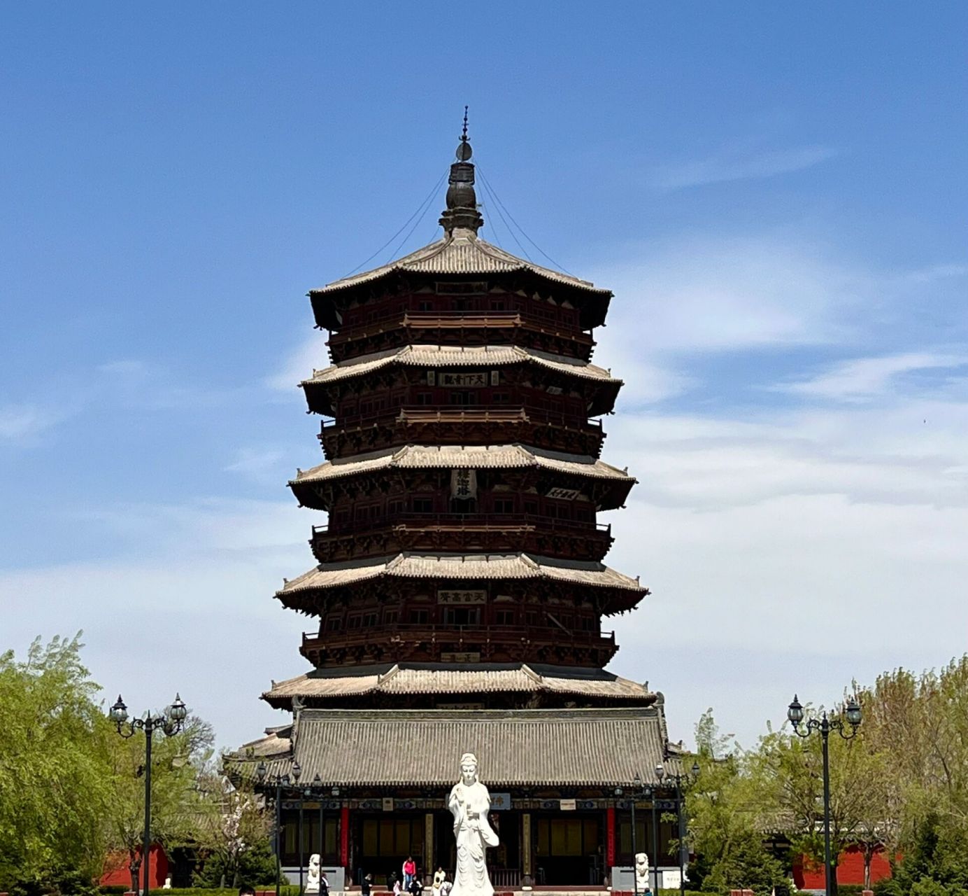 山西应县木塔 净土寺 从大同驱车071小时左右到达应县木塔,净土寺在