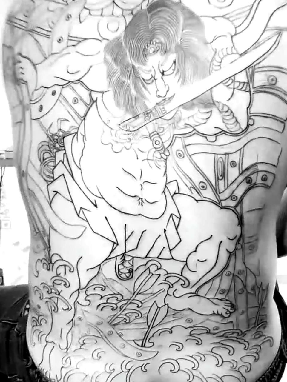 张顺破水门    还没上色 第一次纹 大家帮忙看看毁皮了吗