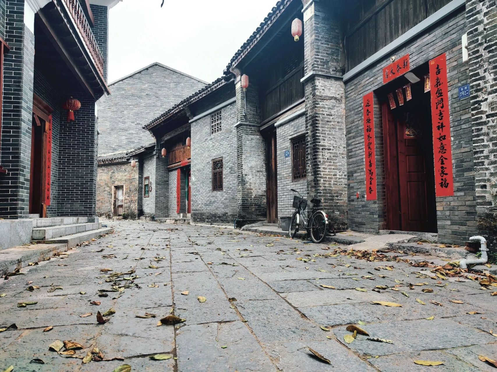 柳州鹿寨中渡古镇一日游 出行是自驾 三月中旬去的,坐了游船,吃了粉