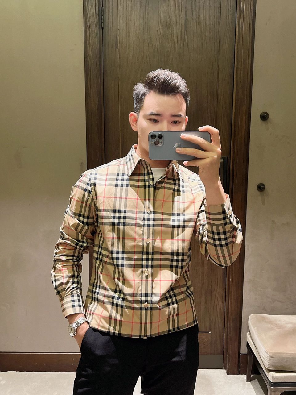 burberry|百年经典|格纹衬衫 burberry的两大经典单品,一是风衣,二是