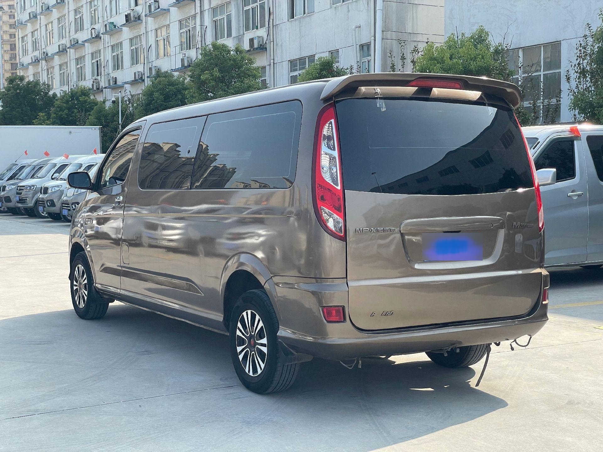 13年福田蒙派克,长轴7座,高配,方向助力,中央空调,大屏导航,倒车影像