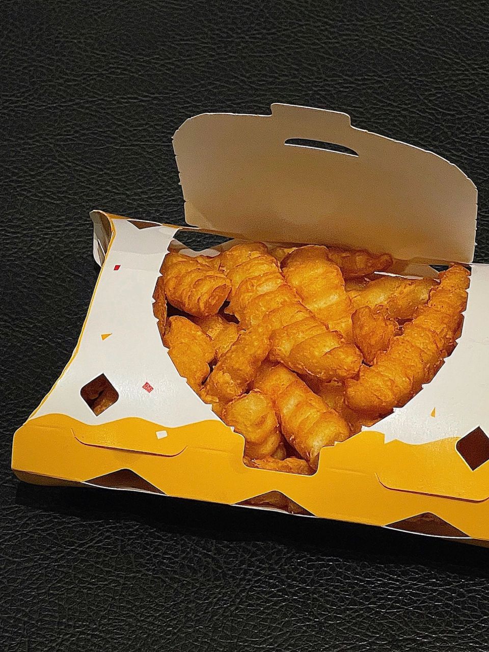 麦当劳脆脆薯条93救命一口沦陷啦 脆脆薯条93没有扭扭薯条.