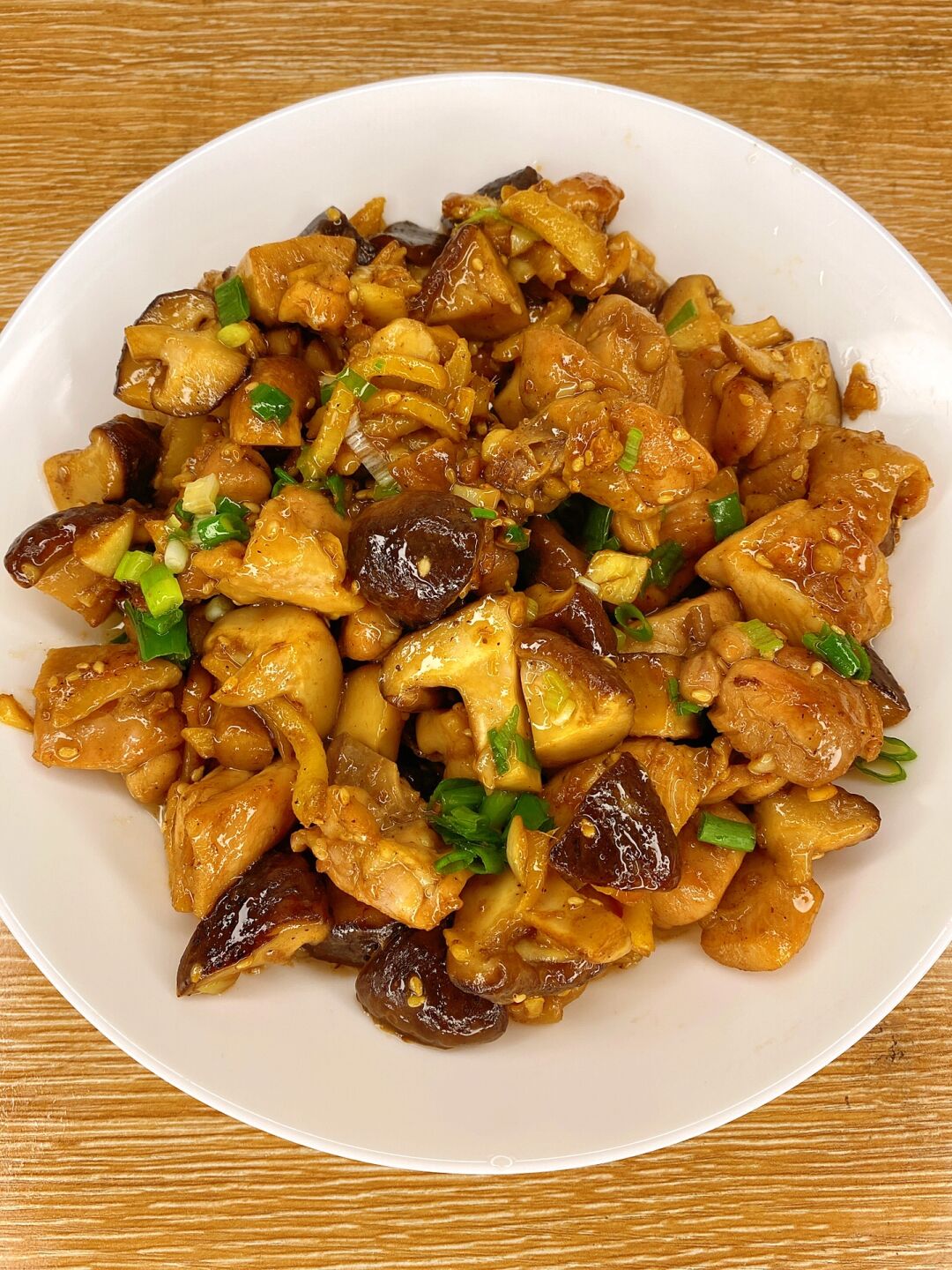 图片大全大图鸡肉炒香菇图片炒滑鸡炒滑鸡图片高清干炒鸡肉的图片大全