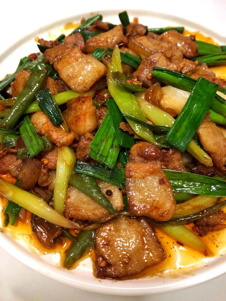 香辣入味的下饭神菜～大蒜炒回锅肉 真香真好吃91绝绝子下饭!