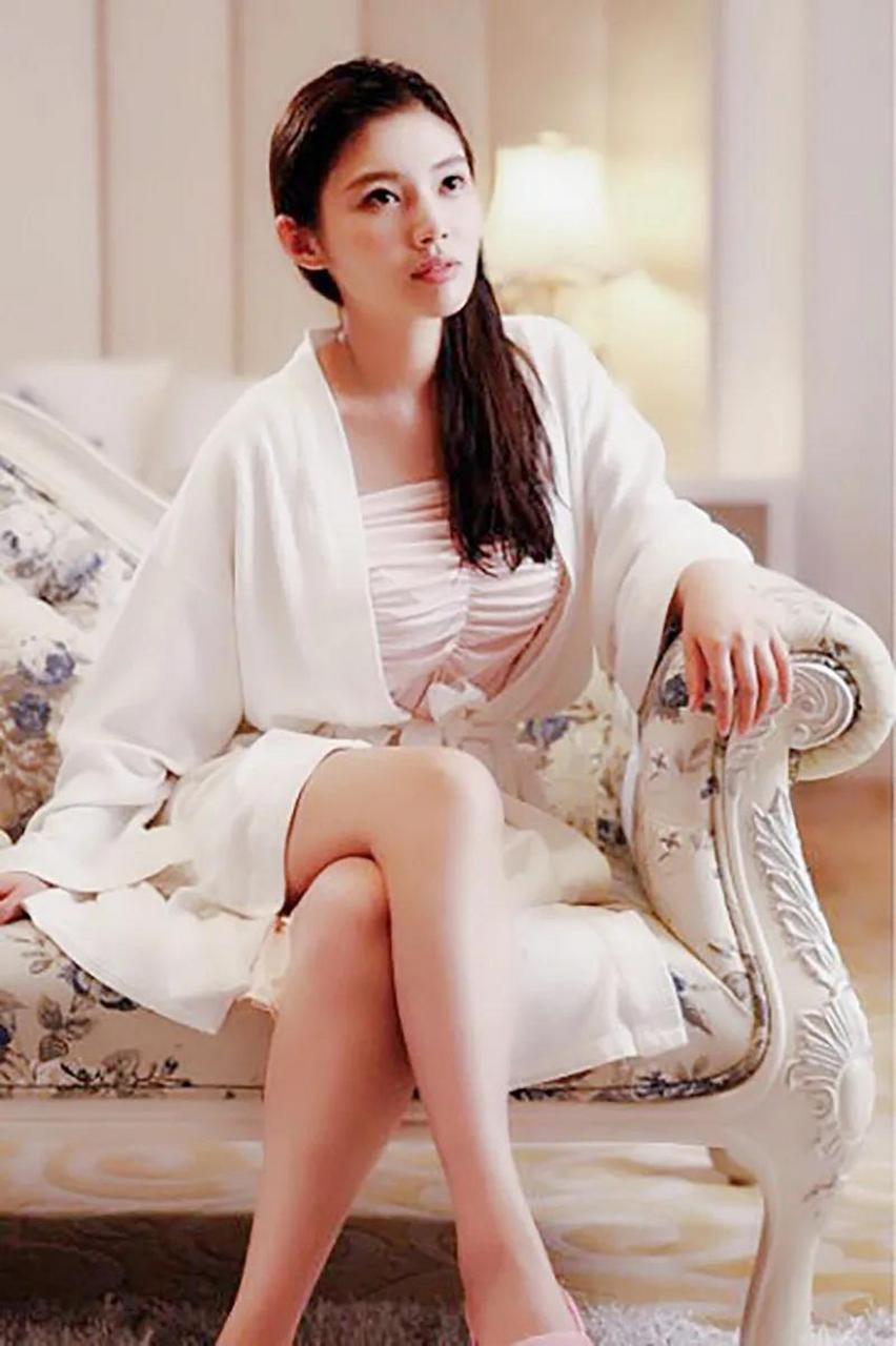 徐冬冬官宣与尹子雄复合,更多的是祝福这段相差十五岁的爱情.