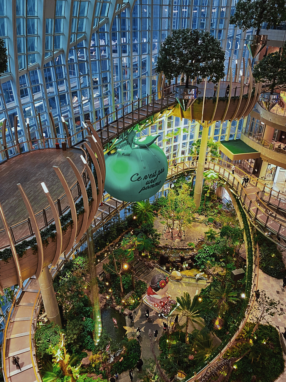 重庆光环购物公园丨重庆渝北区 融合了绿植的购物中心,有时间可以过来