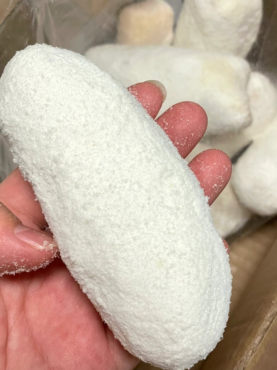 家人们,这个叫雪枣,我买的时候说是湖南特产,然后又看到很多人说是