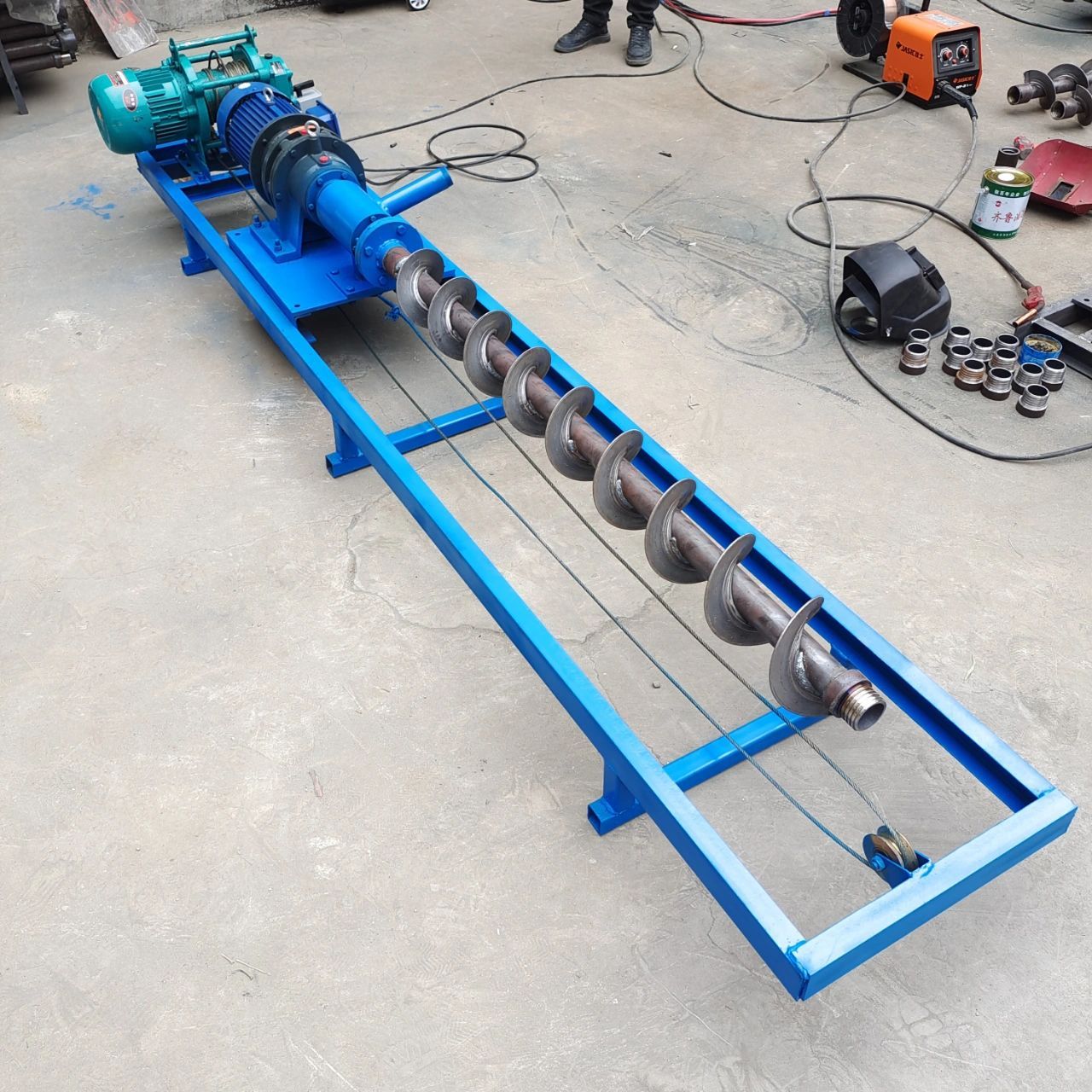 小型家用钻井机