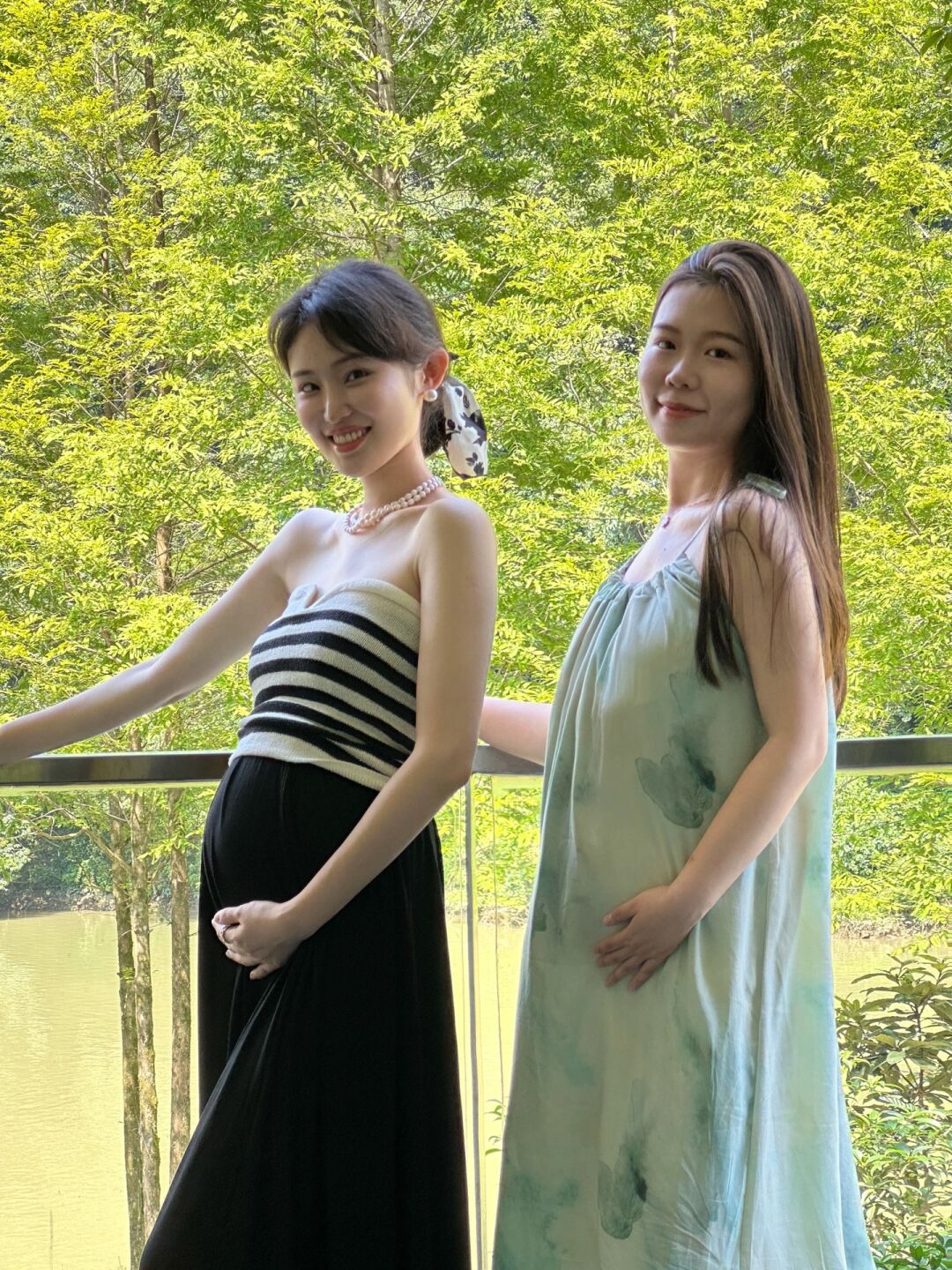 有你陪伴 和闺蜜一起怀孕真的泰幸福啦 一起穿美美的裙子一起拍美美照