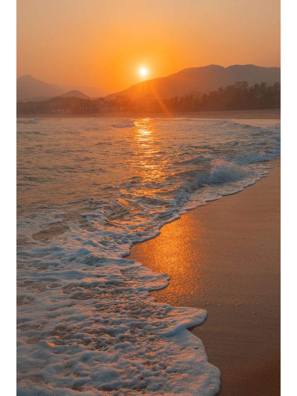 万宁日月湾最好看的日落就在这里!