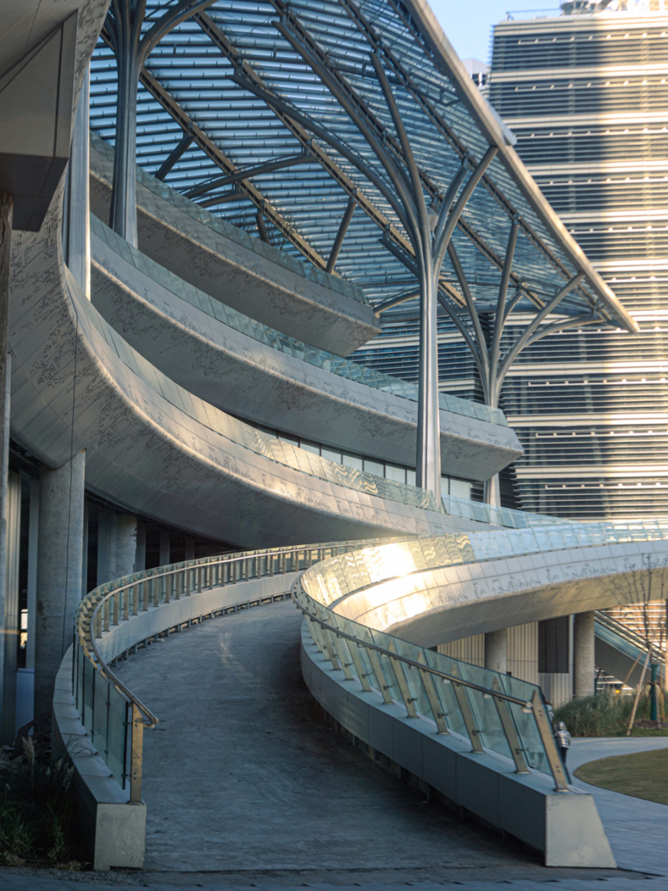 西岸国际人工智能中心|上海超97网红打卡点 不知什么时候开始喜欢